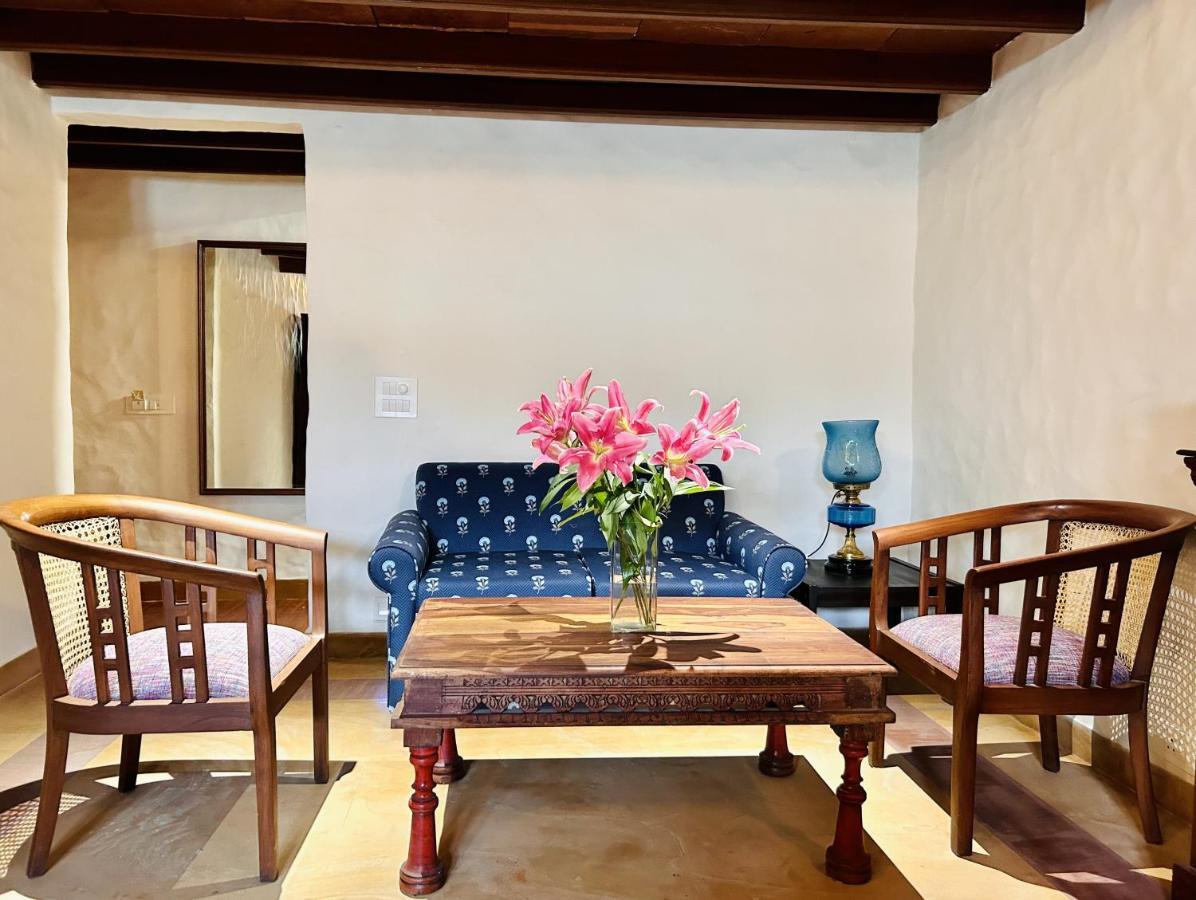 The Kaptain'S Retreat Chandigarh Exterior photo